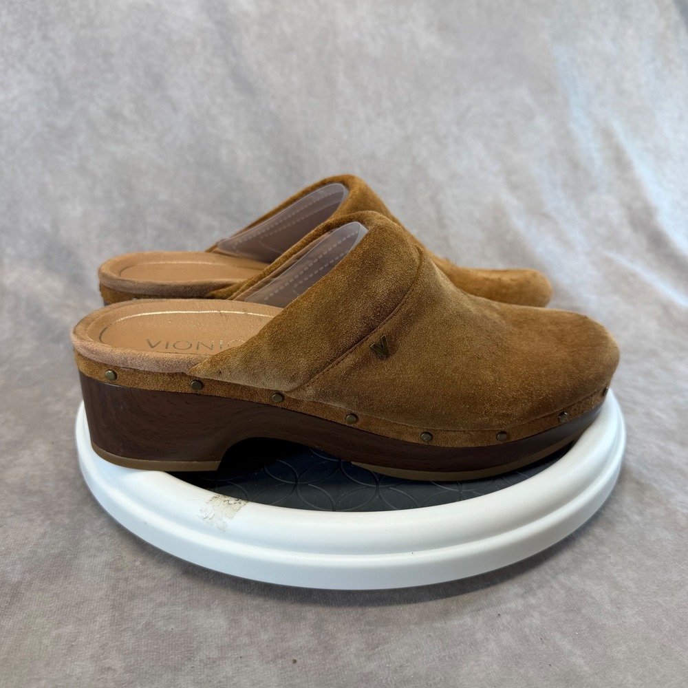 Vionic Kacie Suede Clogs Women 10 Brown Studded Wood Heel Mules VW18254
